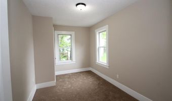 6 Crescent St, Ansonia, CT 06401