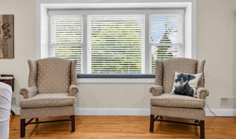 633 Spray Ave, Beachwood, NJ 08722