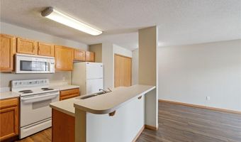 6434 158th St W 384, Apple Valley, MN 55124