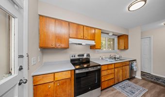 1025 Western Dr, Ann Arbor, MI 48103