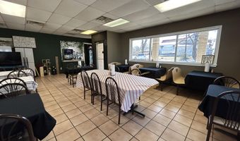 304 S Market St, Alton, MO 65606