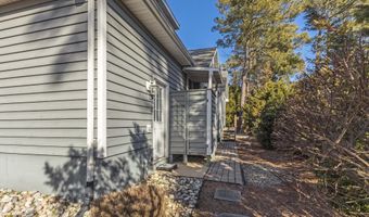 844 GLEN Dr, Bethany Beach, DE 19930