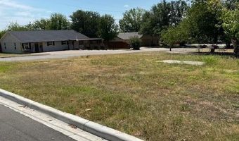 724 Dalton St, Weatherford, TX 76086
