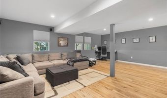 17 Plant St, Cumberland, RI 02864