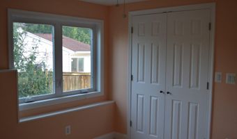 5008 REGINA Dr, Annandale, VA 22003
