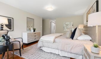4956 SENTINEL Dr 9-402, Bethesda, MD 20816