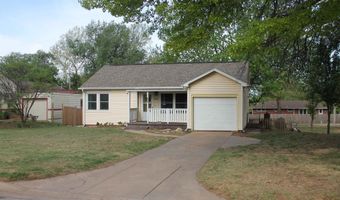 828 N Anthony Ave, Anthony, KS 67003