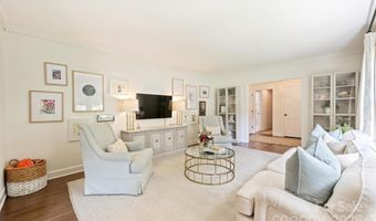 7022 Lancer Dr, Charlotte, NC 28226