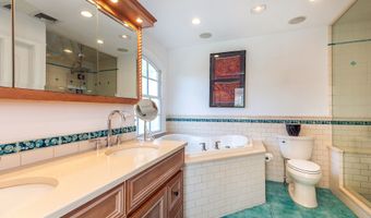 34 Skyline Dr, Brookfield, CT 06804