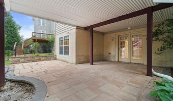 43032 LA RIVA Dr, Ashburn, VA 20148