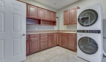 5898 Claybrook Dr, Bargersville, IN 46106