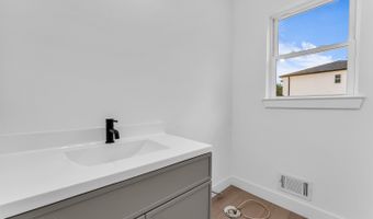 393 Southern Blvd, Bayville, NJ 08721