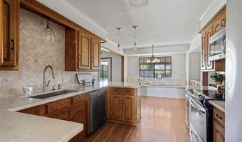 2208 Hickory Dr, Ardmore, OK 73401