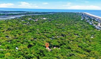 18 Three Flipper Trl, Bald Head Island, NC 28461