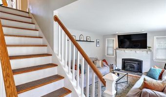 9 Norman St, Cumberland, RI 02864