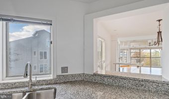 2106 CHESAPEAKE HARBOUR Dr 202, Annapolis, MD 21403