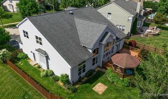 2317 Barrett Dr, Algonquin, IL 60102