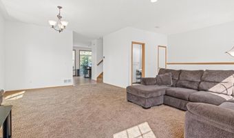 15871 Freedom Ln, Apple Valley, MN 55124