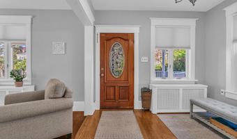 61 E Washington Ave, Atlantic Highlands, NJ 07716