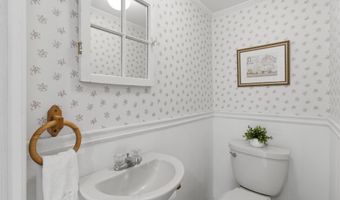 302 Prospect St, Bennington, VT 05201