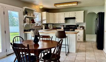 1305 Lyn Dr, Blackfoot, ID 83221