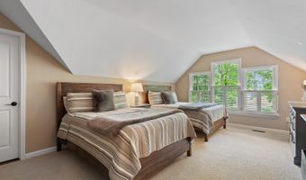 3120 Windmill Dr, Adrian, MI 49221