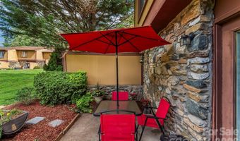 119 Colony Dr, Arden, NC 28704