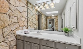 248 ROSEMARY Ave, Alamo Heights, TX 78209