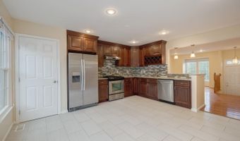6537 PARISH GLEBE Ln, Alexandria, VA 22315