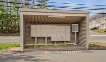 371 Emmett St 5, Bristol, CT 06010