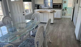 4 Angell Rd, Narragansett, RI 02882