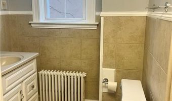 9 Sherman St 1L, Newport, RI 02840