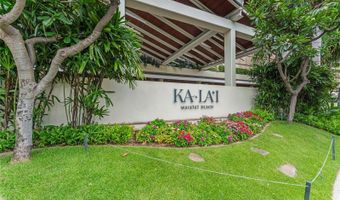 223 Saratoga Rd 1422, Honolulu, HI 96815