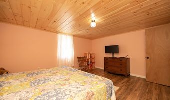 96 Smith Rd, Barnet, VT 05821
