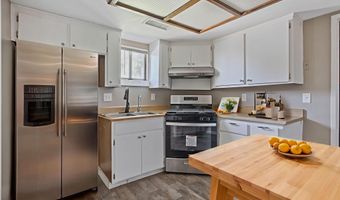 13919 Highway Ave, Armona, CA 93202