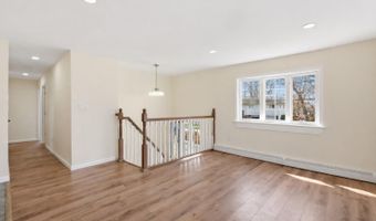 41 Madison Ave, Amityville, NY 11701