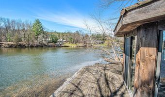 1885 Timber Trail Dr SE, Ada, MI 49301