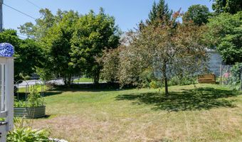 12 Cherry St, Bath, ME 04530