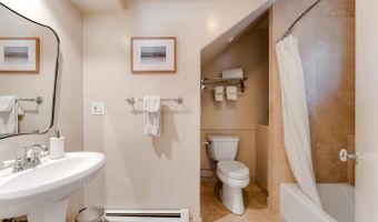 233 Wixon Ave, Aptos, CA 95003
