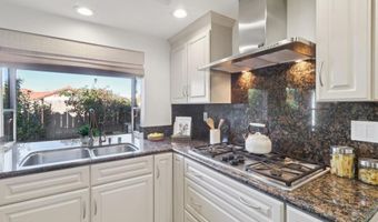 2933 Via Emerado, Carlsbad, CA 92009