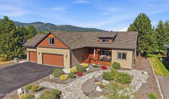 150 Links Dr, Blanchard, ID 83804