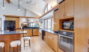 8604 TOBIN Rd, Annandale, VA 22003