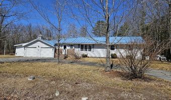 713 Mcgrath Pond Rd, Belgrade, ME 04917
