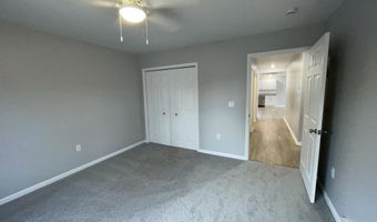 913 Pine Ave, Alma, MI 48801