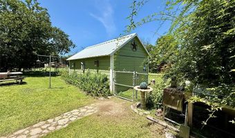 713 N Mesquite St, Hico, TX 76457