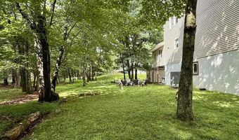 82 Tennyson Cir, Albrightsville, PA 18210