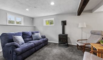 7 Forest Park Ave, Billerica, MA 01862