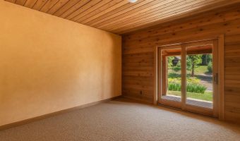 4896 Highway 66, Ashland, OR 97520