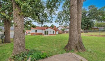 6717 NW 28th St, Bethany, OK 73008