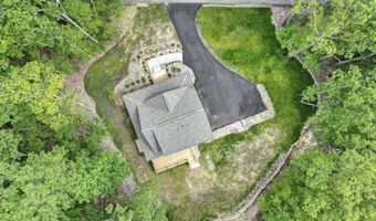 305 Mountainside Dr, Alloway, NJ 07422